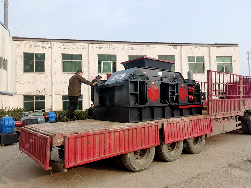 建筑用砂配置的液壓對輥制砂機(jī)多少錢一臺？